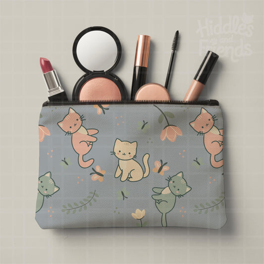 Kittens and Flowers Seamless Pattern